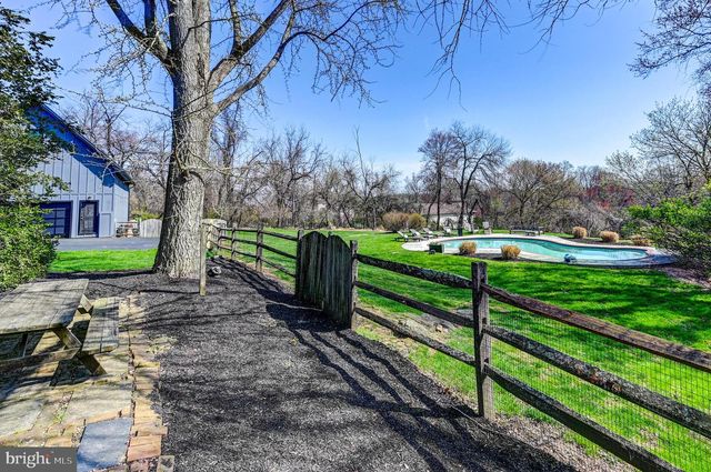 2615 POT SPRING RD, Lutherville Timonium, MD 21093