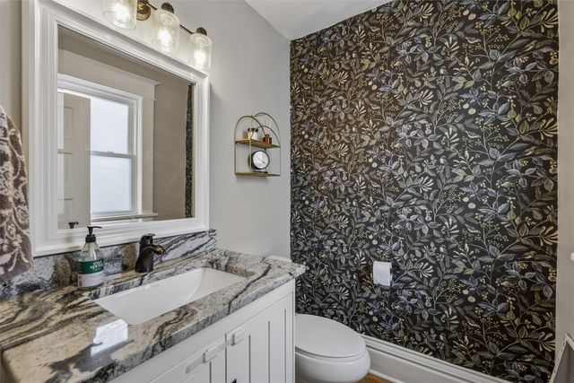 1006 26th Street, Des Moines, IA 50311