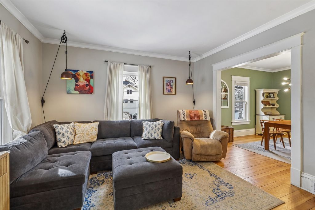 1006 26th Street, Des Moines, IA 50311