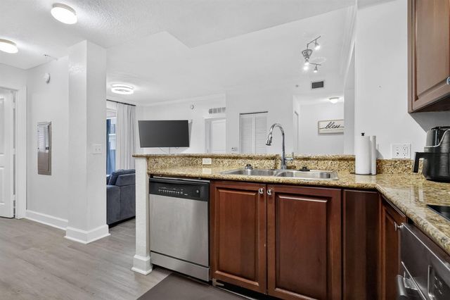 1660 Renaissance Commons Boulevard 2424, Boynton Beach, FL 33426