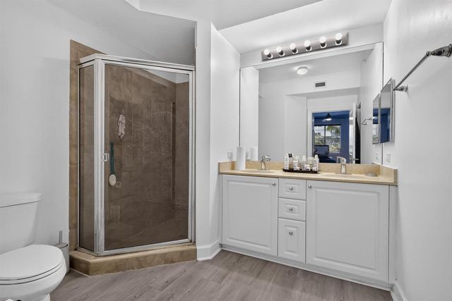 1660 Renaissance Commons Boulevard 2424, Boynton Beach, FL 33426