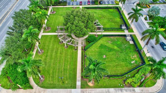1660 Renaissance Commons Boulevard 2424, Boynton Beach, FL 33426