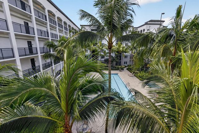 1660 Renaissance Commons Boulevard 2424, Boynton Beach, FL 33426