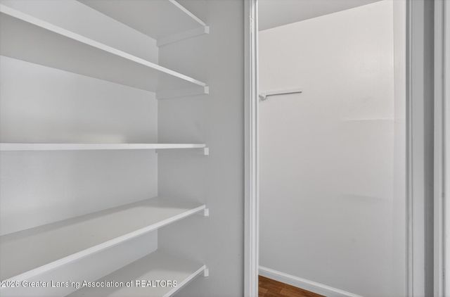 4812 Delbrook Avenue, Lansing, MI 48910