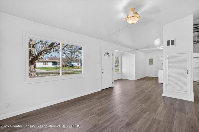 4812 Delbrook Avenue, Lansing, MI 48910