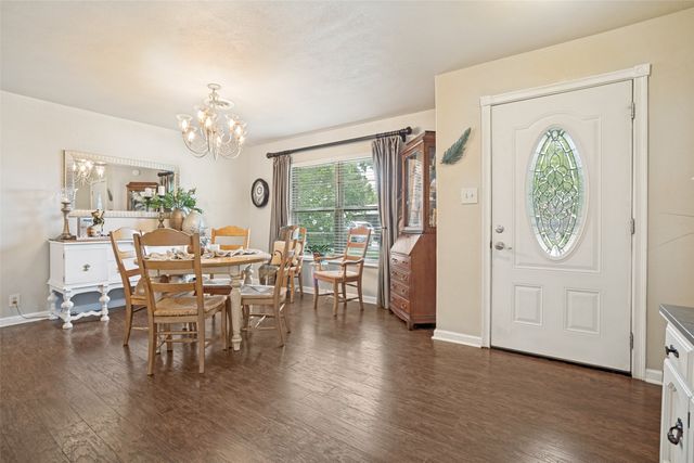 510 Northside Avenue, Lewisville, TX 75057