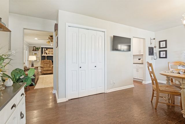 510 Northside Avenue, Lewisville, TX 75057