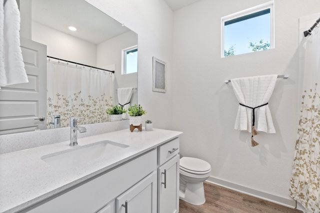 212 Florenz LN, Georgetown, TX 78628