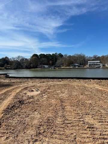 13264 Lake Conroe Bay Road, Willis, TX 77318