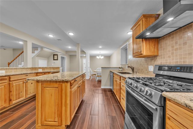 925 Jennings Lane, Azle, TX 76020