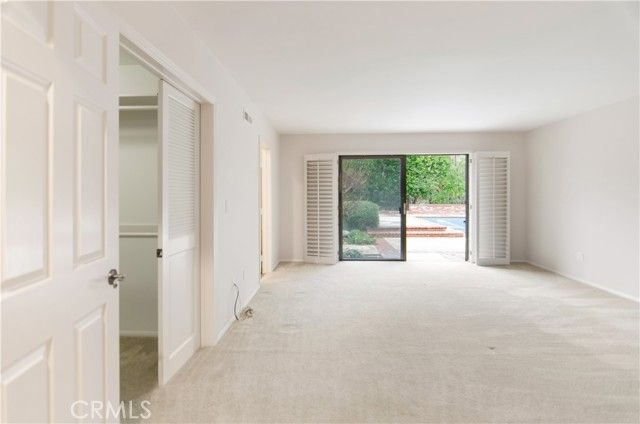 20751 De Forest, Woodland Hills (los Angeles), CA 91364