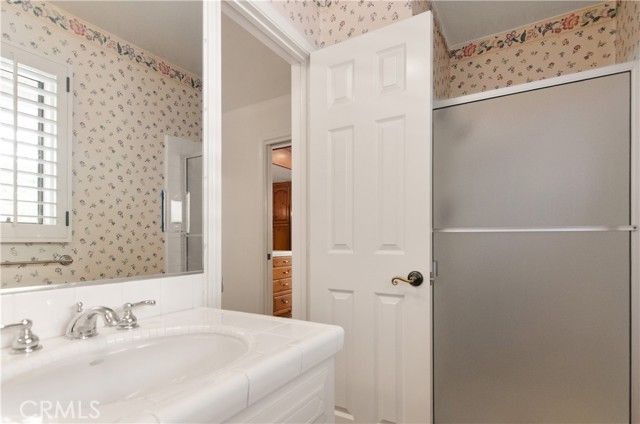 20751 De Forest, Woodland Hills (los Angeles), CA 91364