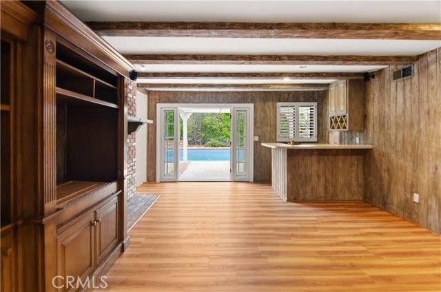 20751 De Forest, Woodland Hills (los Angeles), CA 91364