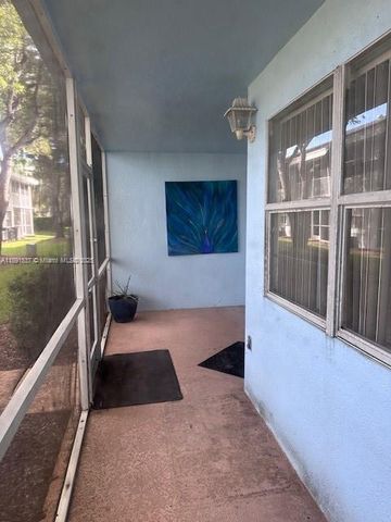 2043 SE 26th Ln 103, Homestead, FL 33035