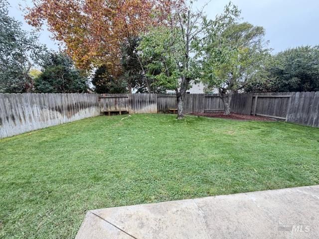 604 Seagull Dr, Suisun City, CA 94585