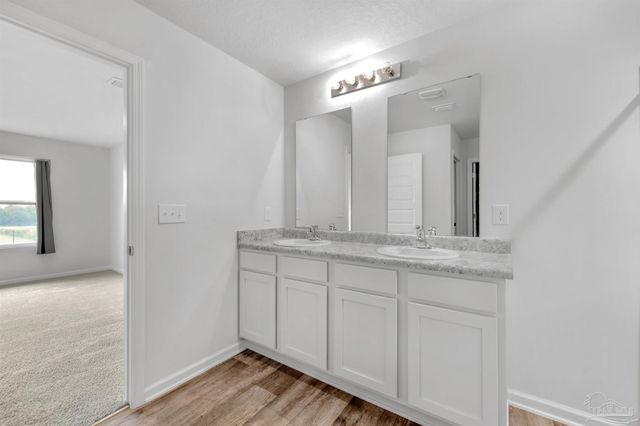 5631 Guinevere Ln, Milton, FL 32583