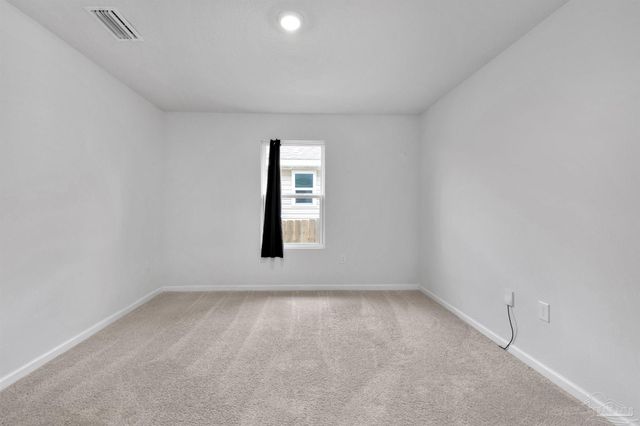 5631 Guinevere Ln, Milton, FL 32583