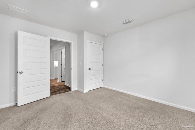 5631 Guinevere Ln, Milton, FL 32583