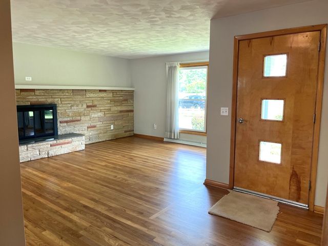 95 THIRD Avenue, Albion, PA 16401