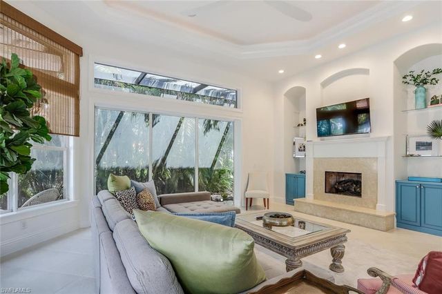3137 Terramar DR, Naples, FL 34119