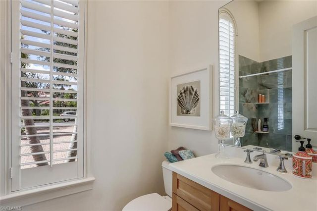 3137 Terramar DR, Naples, FL 34119
