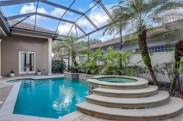 3137 Terramar DR, Naples, FL 34119