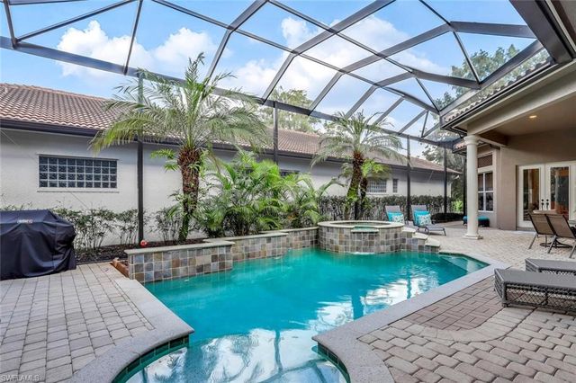 3137 Terramar DR, Naples, FL 34119