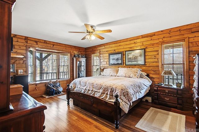 335 Old Dirt Road, England, AR 72046