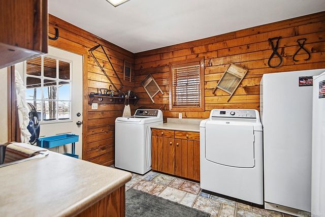 335 Old Dirt Road, England, AR 72046