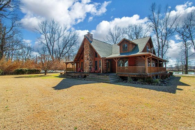 335 Old Dirt Road, England, AR 72046