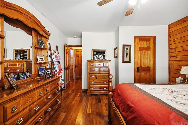 335 Old Dirt Road, England, AR 72046