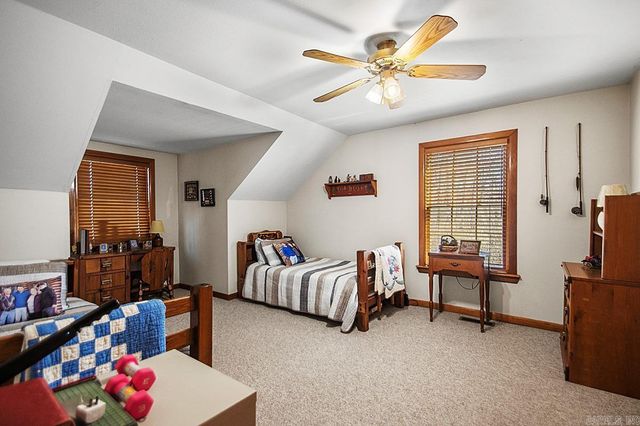 335 Old Dirt Road, England, AR 72046