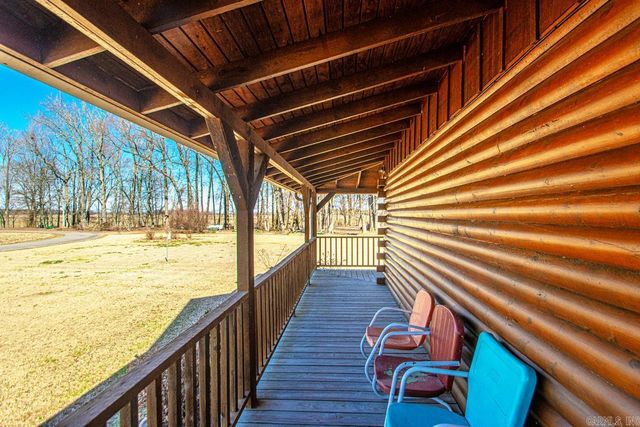 335 Old Dirt Road, England, AR 72046