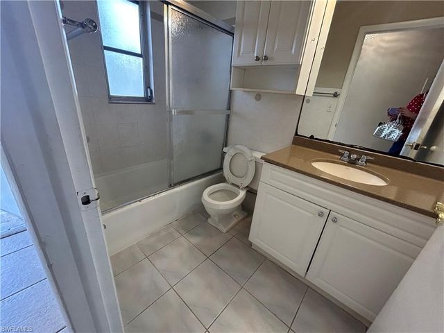 4710 SE 6th AVE 3, Cape Coral, FL 33904