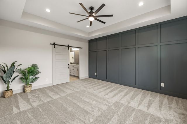 16515 Ironwood Lane, Urbandale, IA 50263