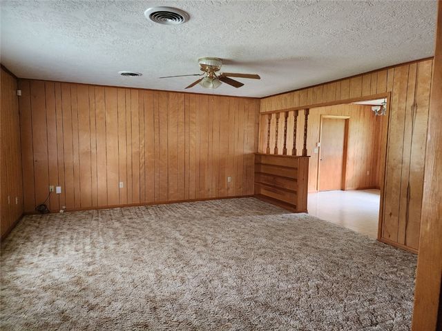 403 South Main Street, Caldwell, TX 77836