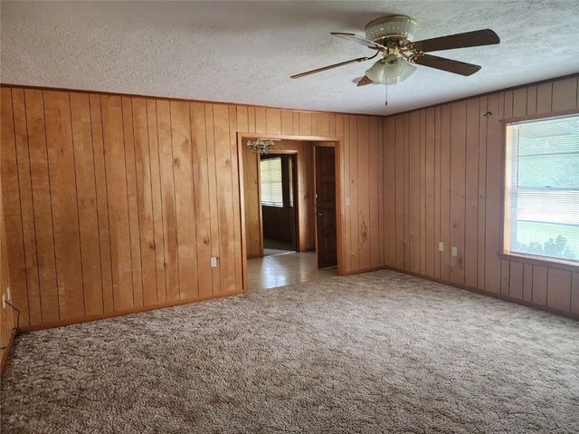 403 South Main Street, Caldwell, TX 77836
