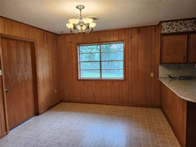403 South Main Street, Caldwell, TX 77836