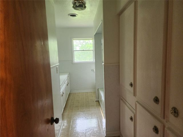 403 South Main Street, Caldwell, TX 77836