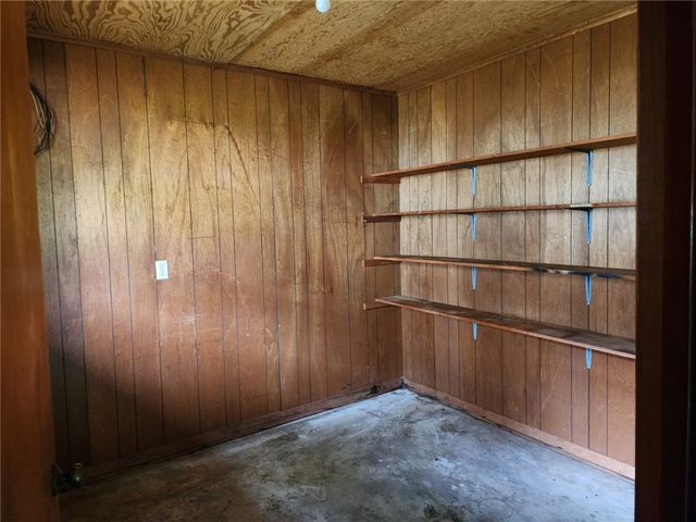 403 South Main Street, Caldwell, TX 77836