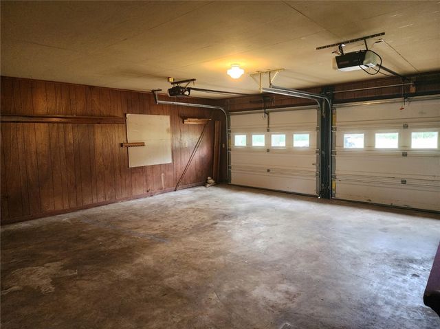 403 South Main Street, Caldwell, TX 77836