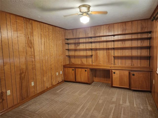 403 South Main Street, Caldwell, TX 77836
