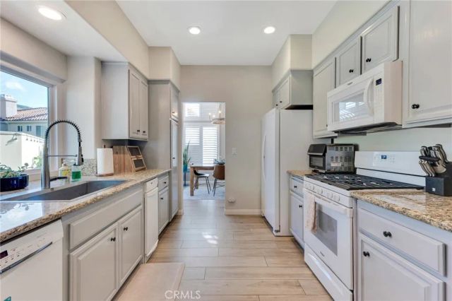 210 Concerto Drive, Oak Park, CA 91377