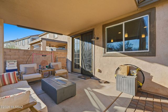 403 W Calle La Bolita, Sahuarita, AZ 85629