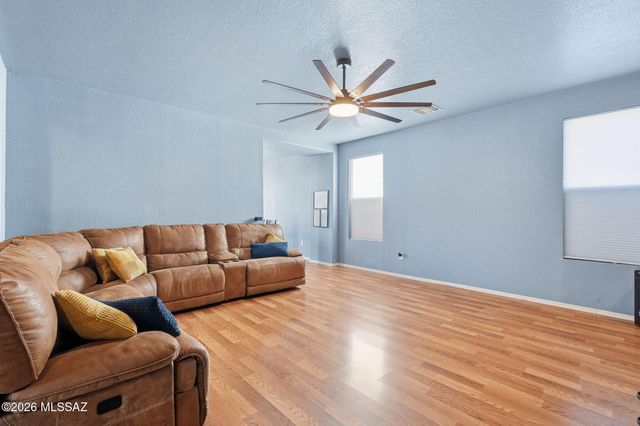 403 W Calle La Bolita, Sahuarita, AZ 85629