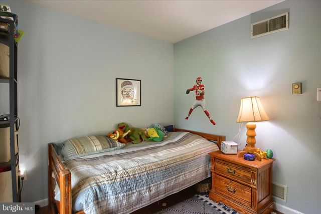 14 BROADMOOR DRIVE, Mechanicsburg, PA 17055