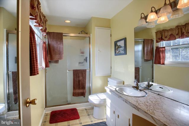 14 BROADMOOR DRIVE, Mechanicsburg, PA 17055