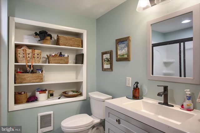 14 BROADMOOR DRIVE, Mechanicsburg, PA 17055