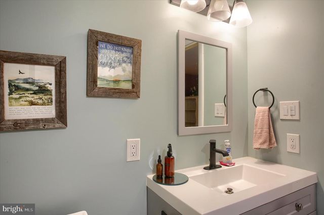 14 BROADMOOR DRIVE, Mechanicsburg, PA 17055