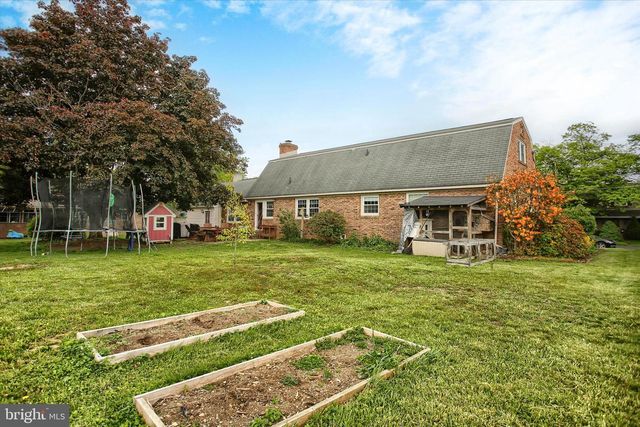 14 BROADMOOR DRIVE, Mechanicsburg, PA 17055